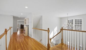 11 Quail Run, Bolton, MA 01740