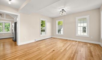 33 Brookline St, Abington, MA 02351