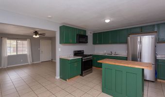 1104 W Yucca Ave, Artesia, NM 88210