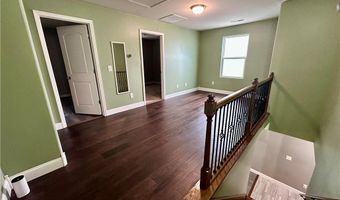 821 Oak Bend Dr, Asheboro, NC 27203