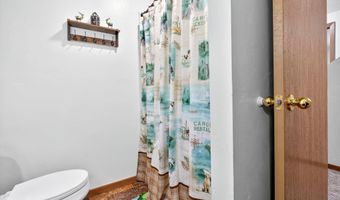 2403 W AMERICAN Dr, Neenah, WI 54956