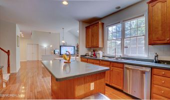88 Vanderveer Dr, Basking Ridge, NJ 07920