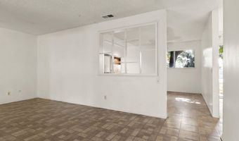 1543 Mobil Ave, Camarillo, CA 93010