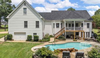 379 Shallowford Dr, Boiling Springs, SC 29316