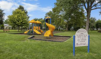 3007 Williamsburg Rd, Ann Arbor, MI 48108