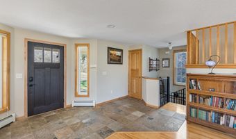 1342 Stagecoach Trl S, Afton, MN 55001