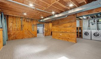 941 Doe Valley Rd, Athol, MA 01331
