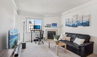 901 N MONROE St 1013, Arlington, VA 22201