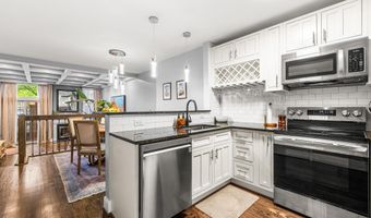 710 S CHARLES St, Baltimore, MD 21230