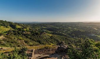 3365 Red Mountain Heights Dr, Fallbrook, CA 92028