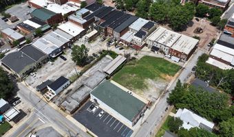 100 Pickins St W, Abbeville, SC 29620