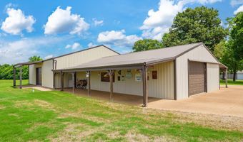 1491 Burr Hight Rd, Bells, TN 38006