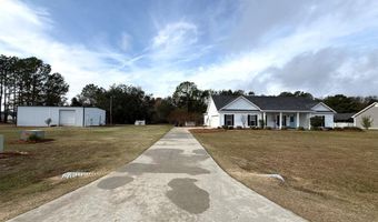 93 Oak Forrest Dr, Adel, GA 31620