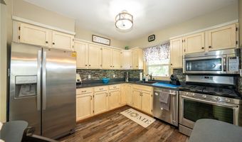 594 Herr Rd, Angola, NY 14006