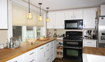 8 Pearl St, Brandon, VT 05733