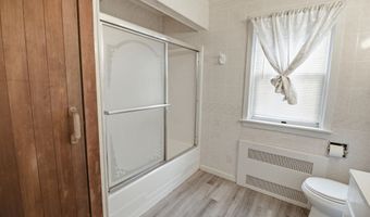 104 S Main St, Auburn, ME 04210