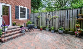 3206 S STAFFORD St, Arlington, VA 22206