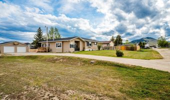 2851 W 2nd Ave, Buffalo, WY 82834
