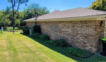 1108 S Broadway, Ada, OK 74820