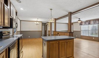 89 Poplar Dr, Beech Grove, TN 37018