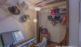 33 Cumberland Rd, Clark, WY 82435