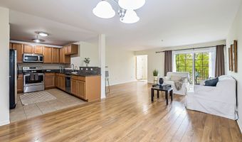120 W Oakbrook Dr, Ann Arbor, MI 48103