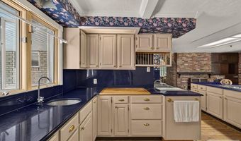 1355 S Shilling Ave, Blackfoot, ID 83221