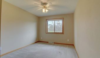 815 C Ave, Armstrong, IA 50514