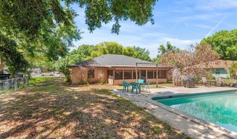 905 VAN Dr, Auburndale, FL 33823