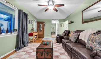 46 Bowline St, Beachwood, NJ 08722