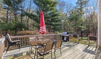 16 Karen Dr, Hopkinton, RI 02832