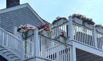 419 Broadway 5, Newport, RI 02840