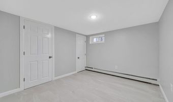 9 Holt St, Amityville, NY 11701
