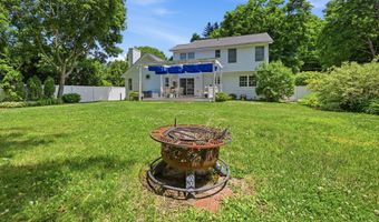 2- B Topstone Dr, Bethel, CT 06801