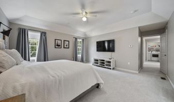 46 Isaac Foss Rd, Chester, NH 03036