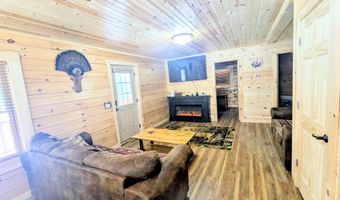 2423 9th Dr, Adams, WI 53910
