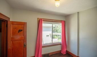 306 E College, Algona, IA 50511