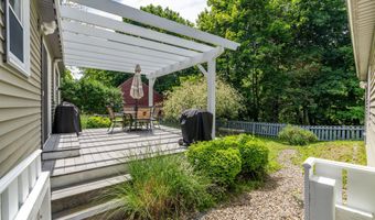 1486 Washington St, Bath, ME 04530