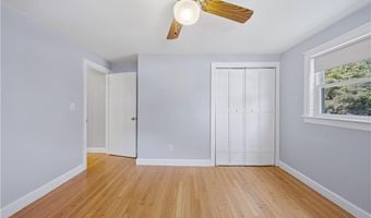33 Shirley Dr, Cumberland, RI 02864
