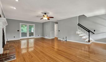 3046 Hawthorne St, Athens, TN 37303