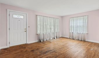 418 S Vail Ave, Arlington Heights, IL 60005