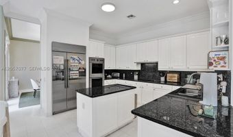3690 NE 199th St 3690, Aventura, FL 33180