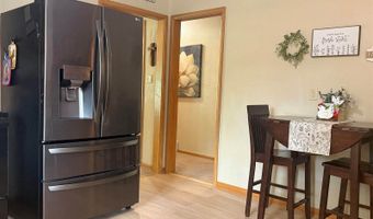 331 S 4th St, Akron, IA 51001