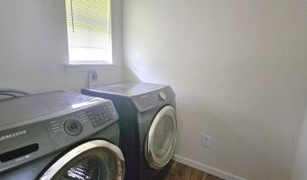 530 Easterbrook St, Bay St. Louis, MS 39520