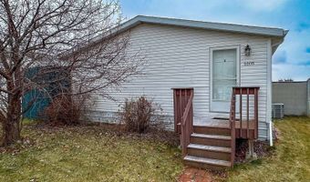 5105 Redcoat Loop, Bismarck, ND 58503