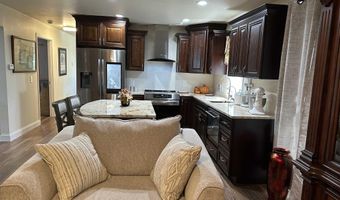 310 W 1st St, Atlantic, IA 50022