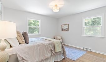 713 Chapman St, Ashland, VA 23005