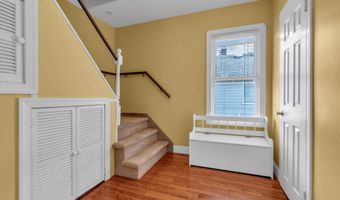 833 Lincoln St, Middletown, NJ 07748
