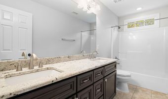 1773 Town Home Dr, Apex, NC 27502