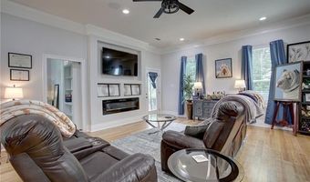 1913 MEHLE St, Arabi, LA 70032